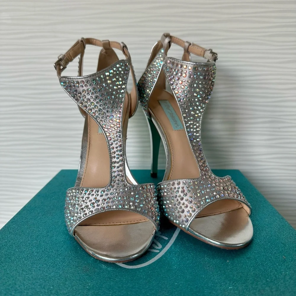 Betsey Johnson Formal Rhinestone Heels SB- I Do 7.5 - Picture 8 of 8